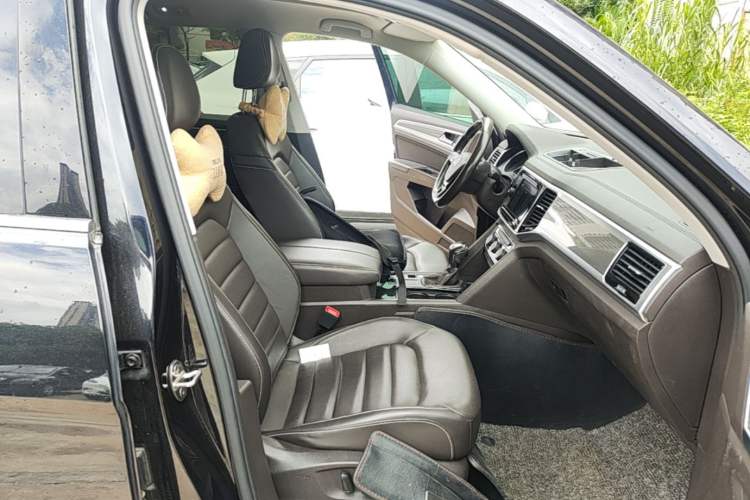 Used Volkswagen Teramont 2019 330TSI Two-Wheel-Drive Luxury Edition China V Standard Right Front Seat