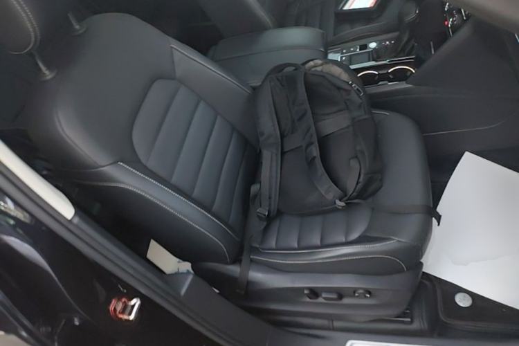 Used Volkswagen Teramont 2019 330TSI Two-Wheel-Drive Luxury Edition China V Standard Right Front Seat