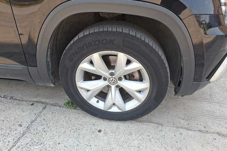 Used Volkswagen Teramont 2019 380TSI Four-Wheel Drive Comfort Edition China VI Standard Right Front Wheel Hub