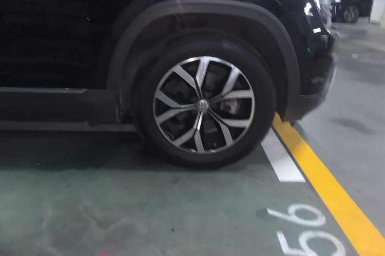 Used Volkswagen Teramont 2019 380TSI Four-Wheel Drive Luxury Version China V Standard Right Front Wheel Hub