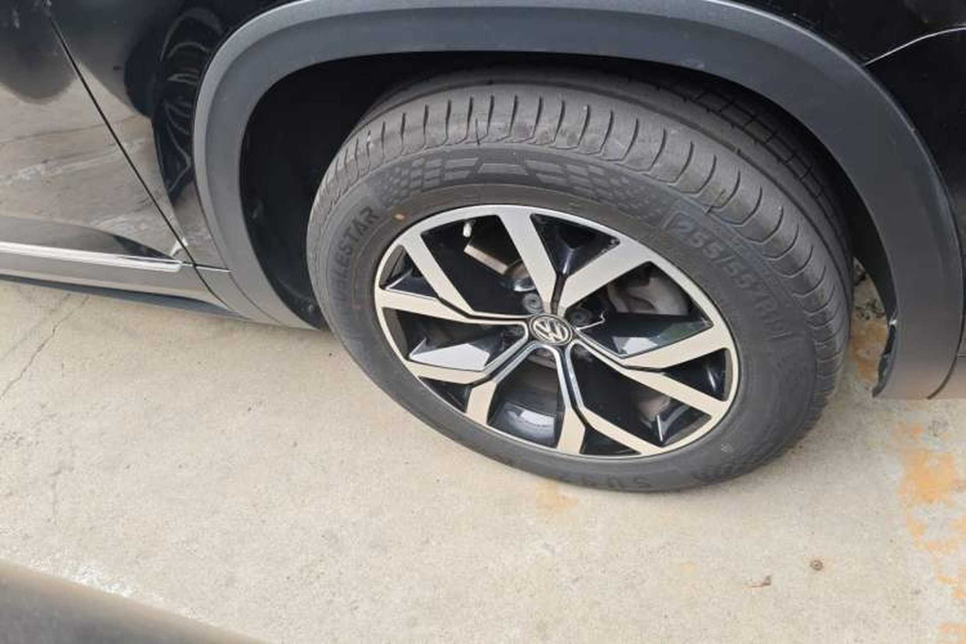 Used Volkswagen Teramont 2019 330TSI Two-Wheel-Drive Luxury Edition China V Standard Right Front Wheel Hub