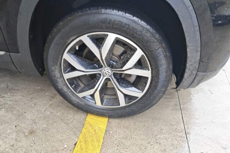 Used Volkswagen Teramont 2019 330TSI Two-Wheel-Drive Luxury Edition China VI Standard Right Front Wheel Hub