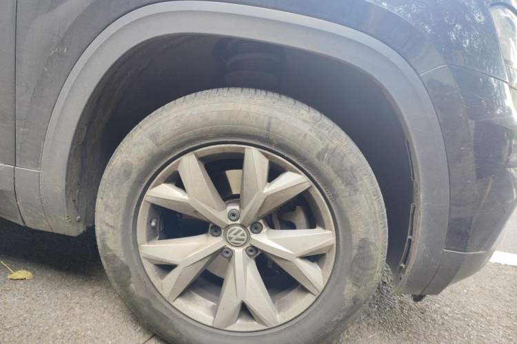 Used Volkswagen Teramont 2019 380TSI Four-Wheel Drive Comfort Edition China V Standard Right Front Wheel Hub