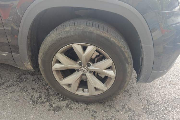 Used Volkswagen Teramont 2019 380TSI Four-Wheel Drive Comfort Edition China VI Standard Right Front Wheel Hub