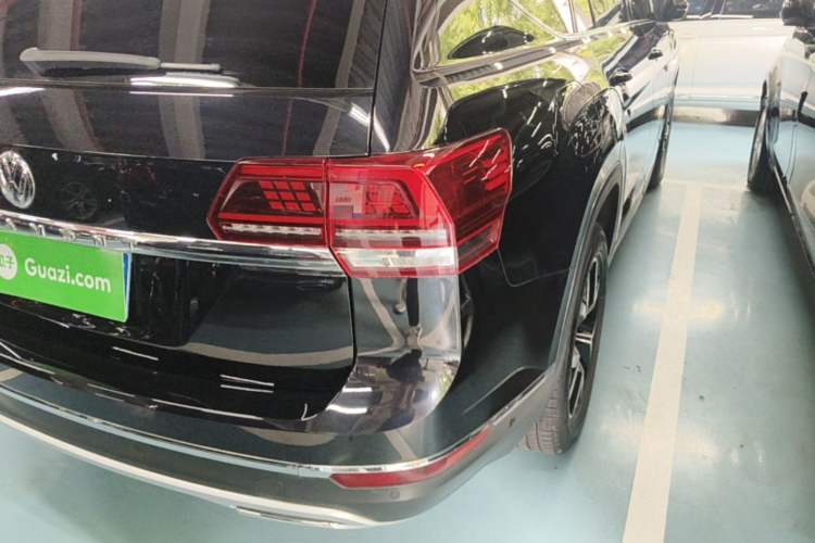 Used Volkswagen Teramont 2019 380TSI Four-Wheel Drive Luxury Version China VI Standard Right Rear Taillight