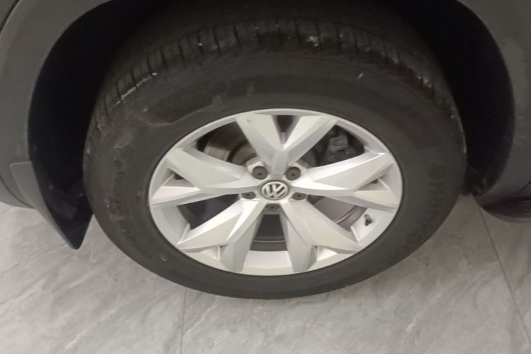 Used Volkswagen Teramont 2019 380TSI Four-Wheel Drive Comfort Edition China VI Standard Right Rear Wheel Hub