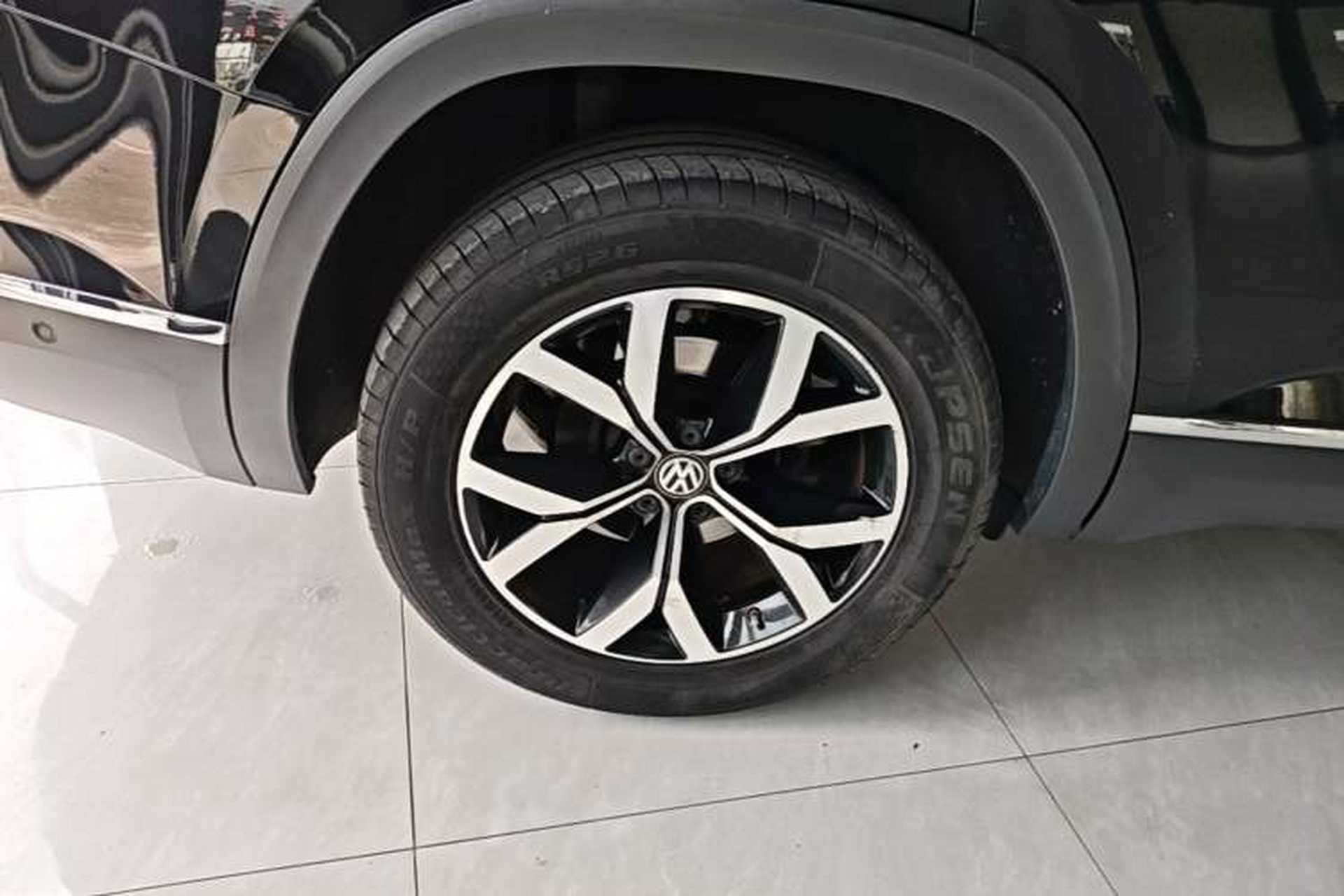 Used Volkswagen Teramont 2019 330TSI Two-Wheel-Drive Luxury Edition China V Standard Right Rear Wheel Hub