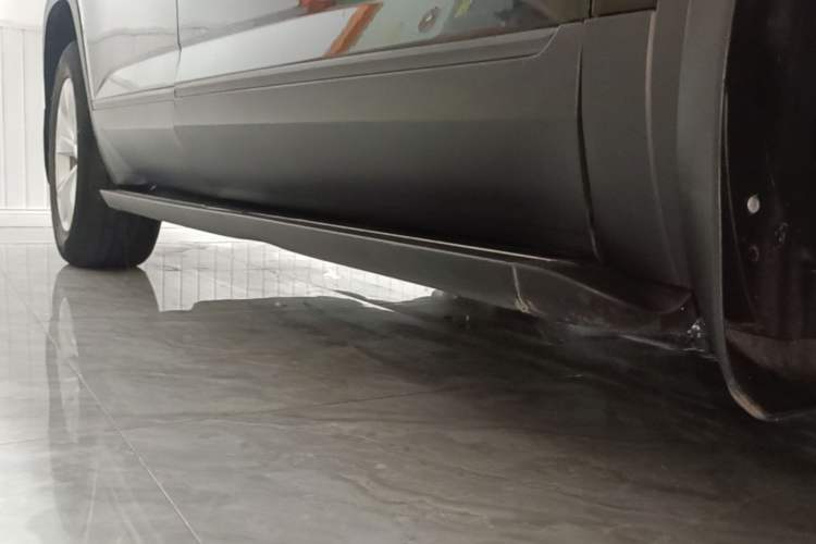 Used Volkswagen Teramont 2019 380TSI Four-Wheel Drive Comfort Edition China VI Standard Right Side Sill