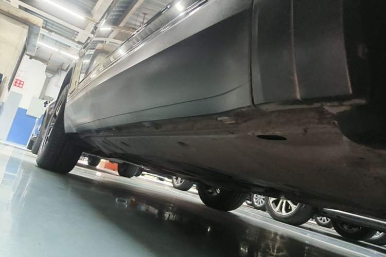 Used Volkswagen Teramont 2019 380TSI Four-Wheel Drive Luxury Version China VI Standard Right Side Sill