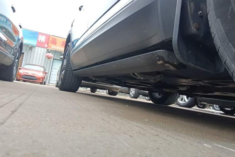 Used Volkswagen Teramont 2019 380TSI Four-Wheel Drive Luxury Version China V Standard Right Side Sill