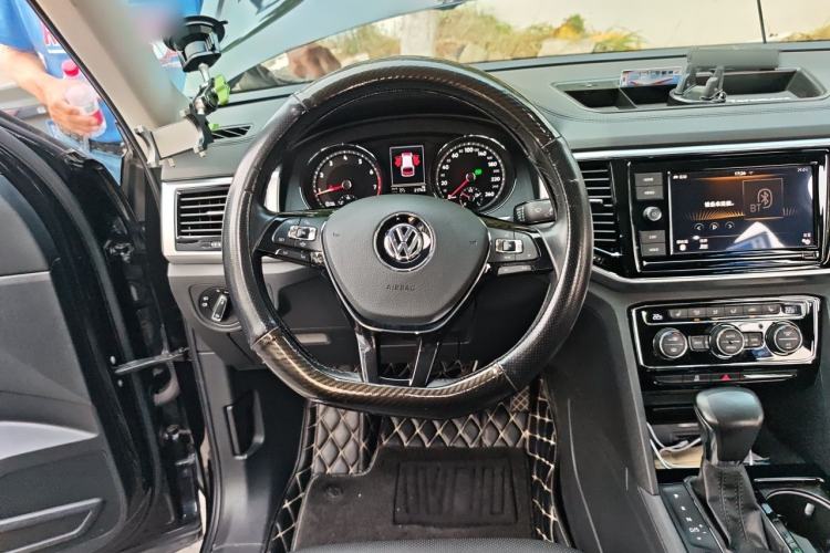Used Volkswagen Teramont 2019 380TSI Four-Wheel Drive Luxury Version China V Standard Steering Wheel