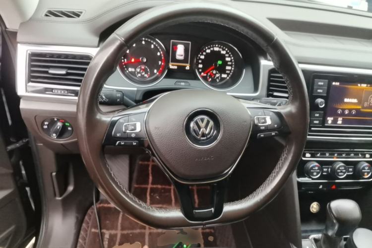 Used Volkswagen Teramont 2019 380TSI Four-Wheel Drive Luxury Version China V Standard Steering Wheel
