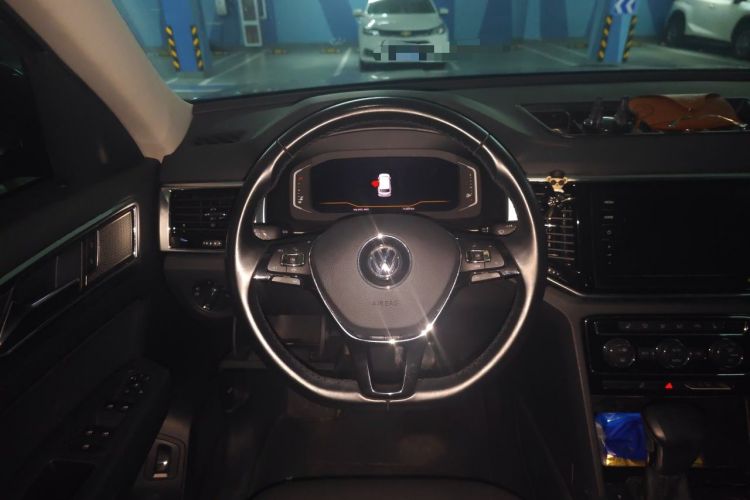 Used Volkswagen Teramont 2019 330TSI Two-Wheel-Drive Luxury Edition China V Standard Steering Wheel