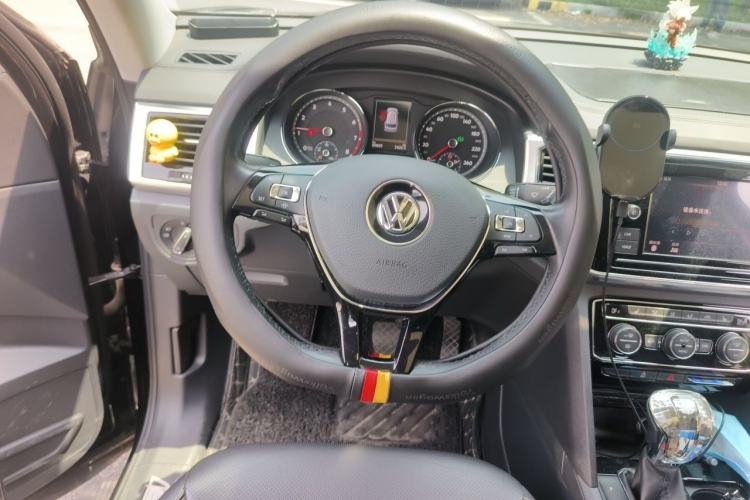 Used Volkswagen Teramont 2019 380TSI Four-Wheel Drive Luxury Version China VI Standard Steering Wheel