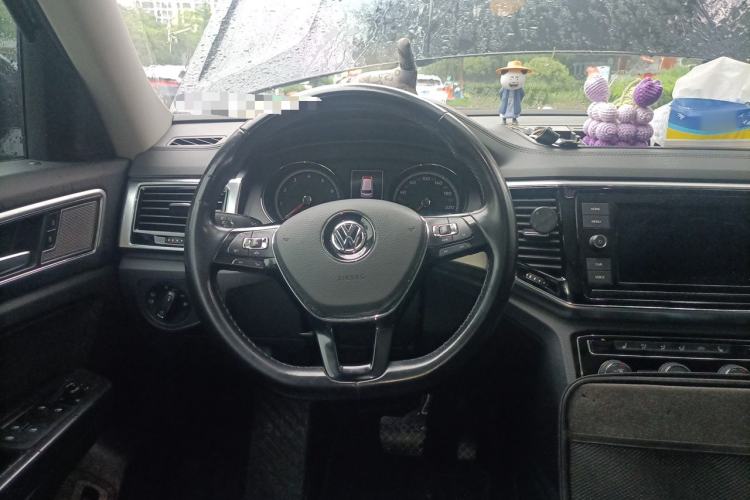 Used Volkswagen Teramont 2019 330TSI Two-Wheel-Drive Luxury Edition China V Standard Steering Wheel