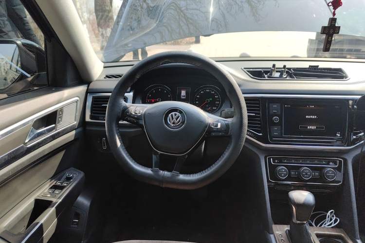 Used Volkswagen Teramont 2019 380TSI Four-Wheel Drive Luxury Version China V Standard Steering Wheel