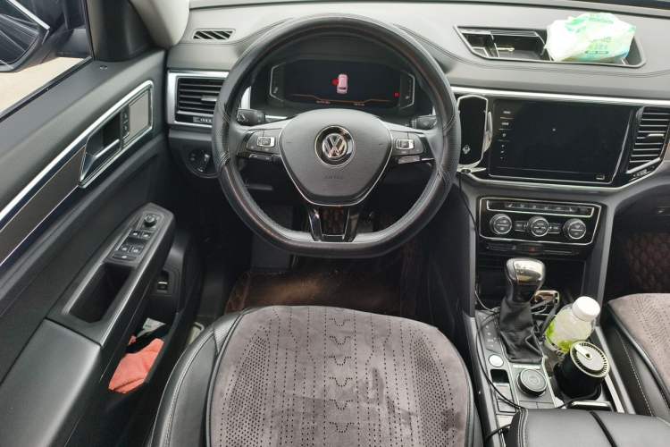 Used Volkswagen Teramont 2019 530 V6 Four-Wheel Drive Luxury Edition China V Standard Steering Wheel