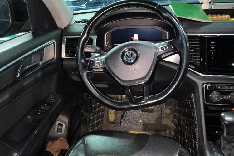 Used Volkswagen Teramont 2019 380TSI Four-Wheel Drive Luxury Version China VI Standard Steering Wheel