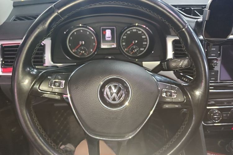 Used Volkswagen Teramont 2019 380TSI Four-Wheel Drive Comfort Edition China VI Standard Steering Wheel