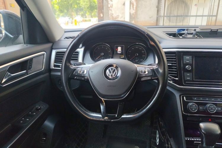 Used Volkswagen Teramont 2019 330TSI Two-Wheel-Drive Luxury Edition China V Standard Steering Wheel