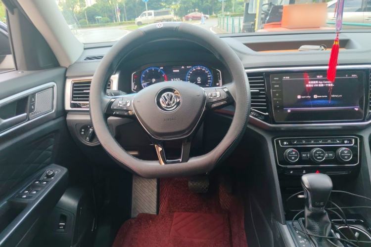 Used Volkswagen Teramont 2019 530 V6 Four-Wheel Drive Flagship Version China V Standard Steering Wheel