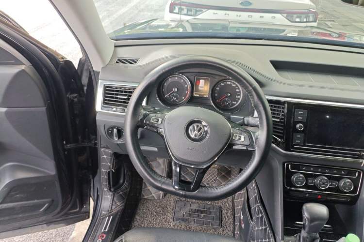Used Volkswagen Teramont 2019 380TSI Four-Wheel Drive Luxury Version China VI Standard Steering Wheel
