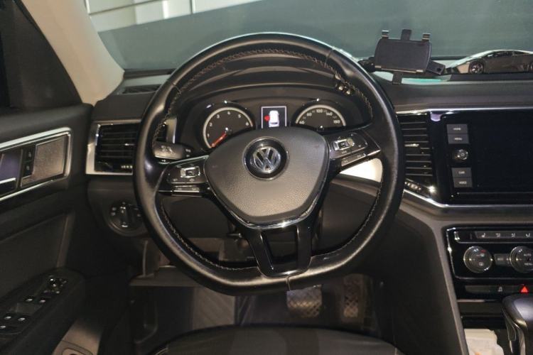 Used Volkswagen Teramont 2019 380TSI Four-Wheel Drive Luxury Version China V Standard Steering Wheel