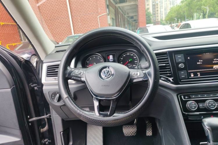 Used Volkswagen Teramont 2019 330TSI Two-Wheel-Drive Luxury Edition China VI Standard Steering Wheel