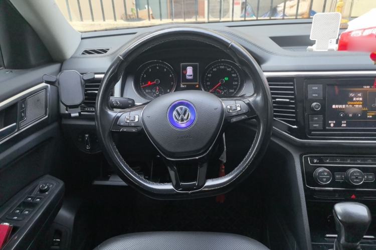 Used Volkswagen Teramont 2019 330TSI Two-Wheel-Drive Luxury Edition China V Standard Steering Wheel