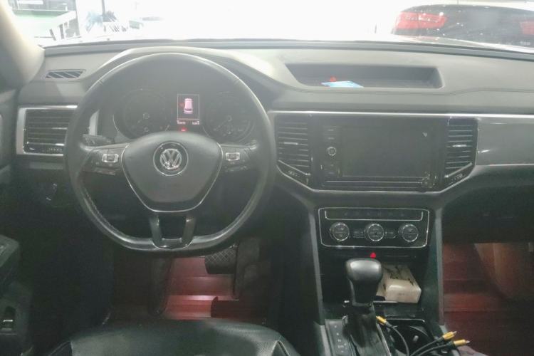 Used Volkswagen Teramont 2019 380TSI Four-Wheel Drive Luxury Version China V Standard Steering Wheel