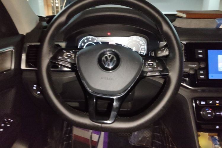 Used Volkswagen Teramont 2019 530 V6 Four-Wheel Drive Luxury Edition China V Standard Steering Wheel