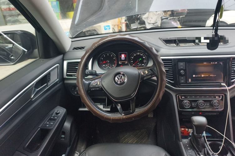 Used Volkswagen Teramont 2019 330TSI Two-Wheel-Drive Luxury Edition China V Standard Steering Wheel