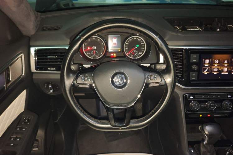Used Volkswagen Teramont 2019 380TSI Four-Wheel Drive Comfort Edition China VI Standard Steering Wheel