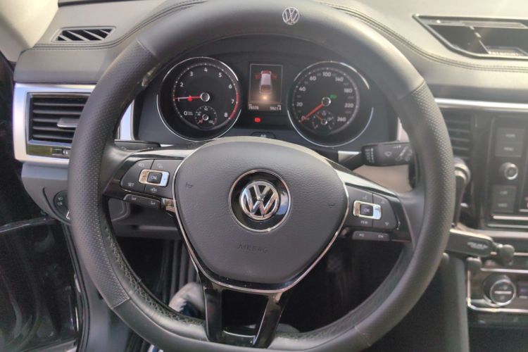 Used Volkswagen Teramont 2019 380TSI Four-Wheel Drive Luxury Version China V Standard Steering Wheel