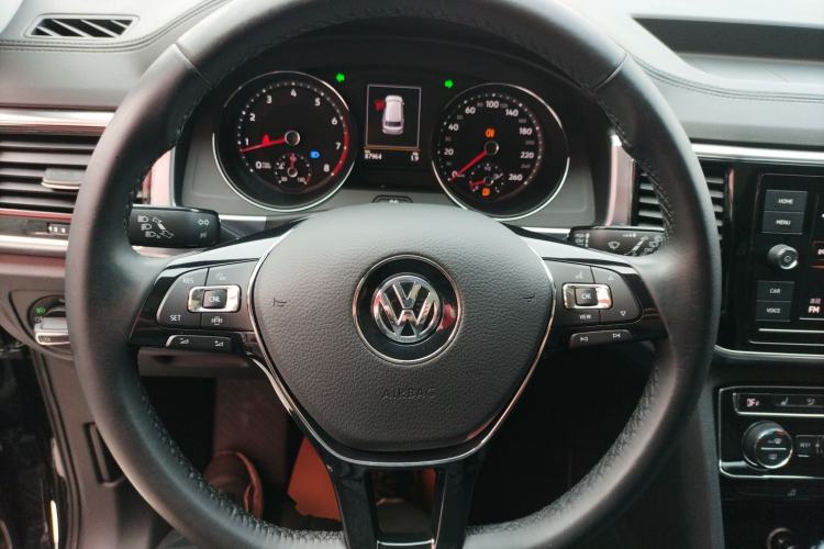Used Volkswagen Teramont 2019 330TSI Two-Wheel-Drive Luxury Edition China V Standard Steering Wheel