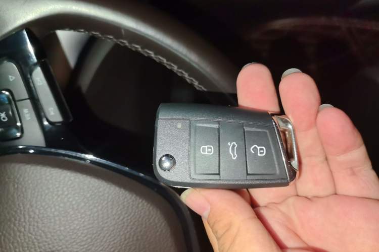 Used Volkswagen Teramont 2019 380TSI Four-Wheel Drive Luxury Version China VI Standard Vehicle Key