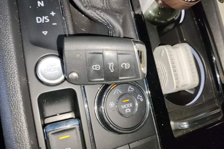 Used Volkswagen Teramont 2019 380TSI Four-Wheel Drive Luxury Version China VI Standard Vehicle Key
