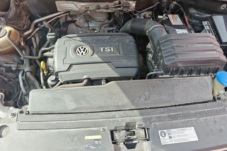Used Volkswagen Teramont 2019 380TSI Four-Wheel Drive Luxury Version China VI Standard Engine Bay