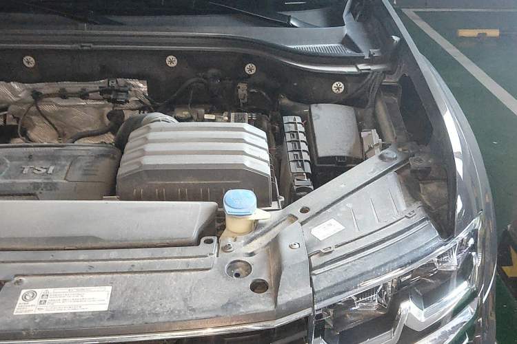 Used Volkswagen Teramont 2019 380TSI Four-Wheel Drive Luxury Version China VI Standard Engine Bay Left