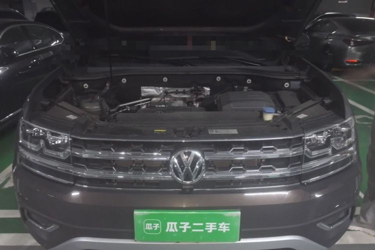 Used Volkswagen Teramont 2019 380TSI Four-Wheel Drive Luxury Version China V Standard Engine Bay