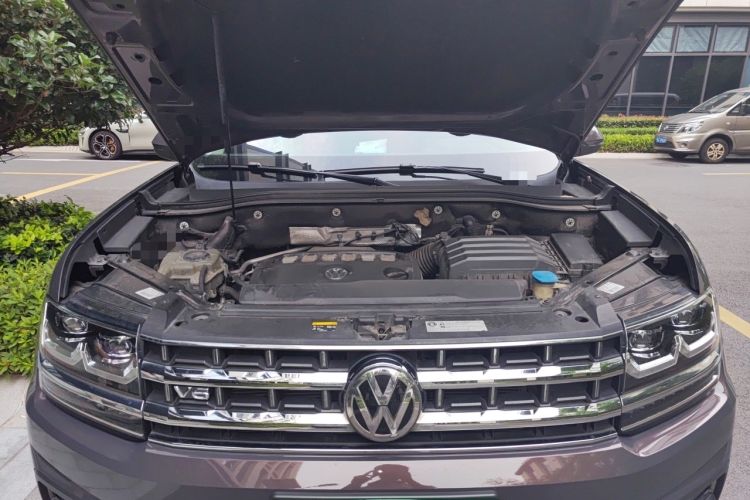 Used Volkswagen Teramont 2019 530 V6 Four-Wheel Drive Flagship Version China V Standard Engine Bay