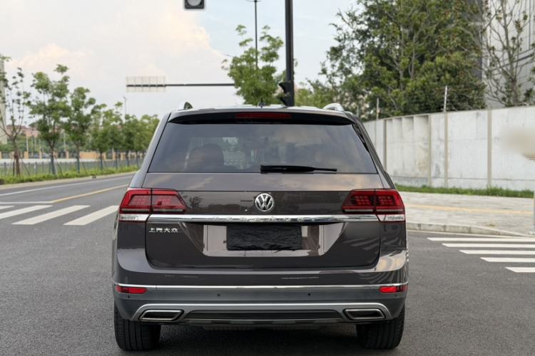 Used Volkswagen Teramont 2019 330TSI Two-Wheel-Drive Luxury Edition China VI Standard Exterior 3