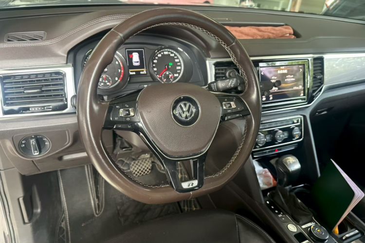 Used Volkswagen Teramont 2019 380TSI Four-Wheel Drive Luxury Version China V Standard Interior 2