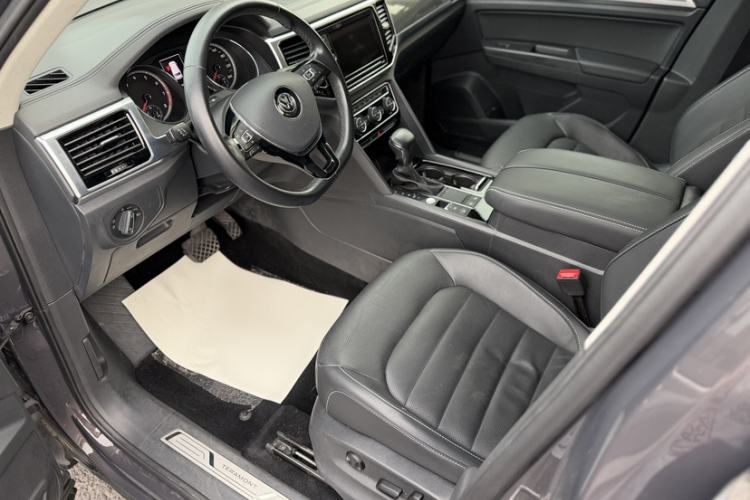 Used Volkswagen Teramont 2019 330TSI Two-Wheel-Drive Luxury Edition China VI Standard Interior 5