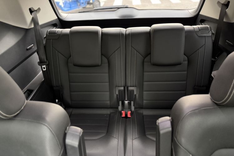 Used Volkswagen Teramont 2019 330TSI Two-Wheel-Drive Luxury Edition China VI Standard Interior 8