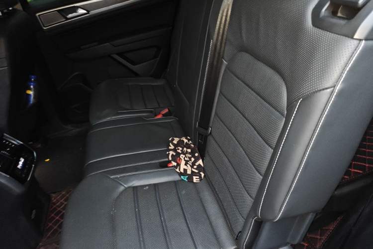 Used Volkswagen Teramont 2019 330TSI Two-Wheel-Drive Luxury Edition China V Standard Left Rear Seat