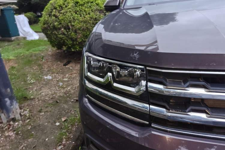 Used Volkswagen Teramont 2019 330TSI Two-Wheel-Drive Luxury Edition China V Standard Right Front Headlight