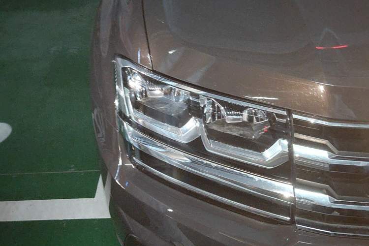 Used Volkswagen Teramont 2019 380TSI Four-Wheel Drive Luxury Version China VI Standard Right Front Headlight