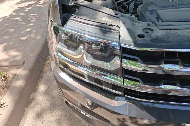 Used Volkswagen Teramont 2019 330TSI Two-Wheel-Drive Luxury Edition China VI Standard Right Front Headlight