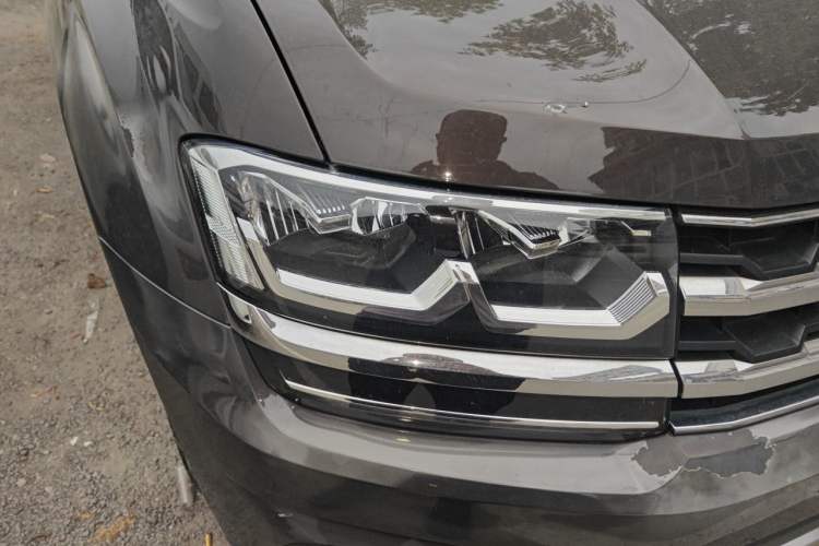 Used Volkswagen Teramont 2019 330TSI Two-Wheel-Drive Luxury Edition China VI Standard Right Front Headlight